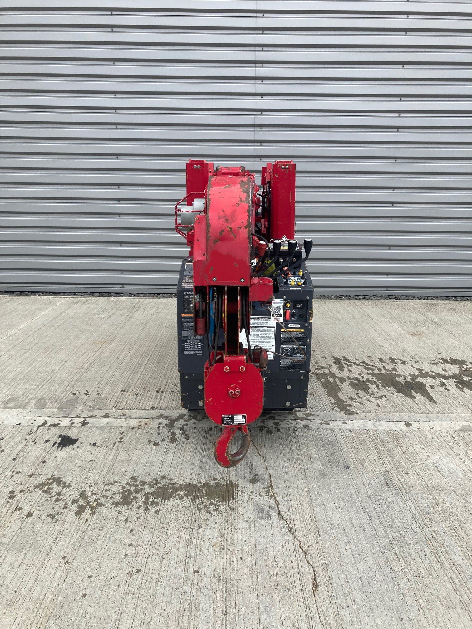 Used 2022 UNIC URW-295 CDMER