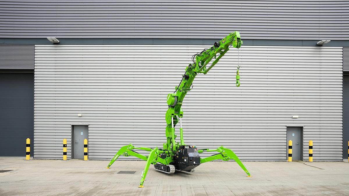 Used 2024 UNIC UM445 Lithium-Ion Pop-Up