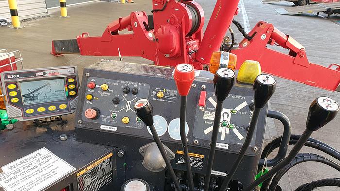 Used Sold - 02/21 - 2013 UNIC URW-506 CDER Mini Spider Crane