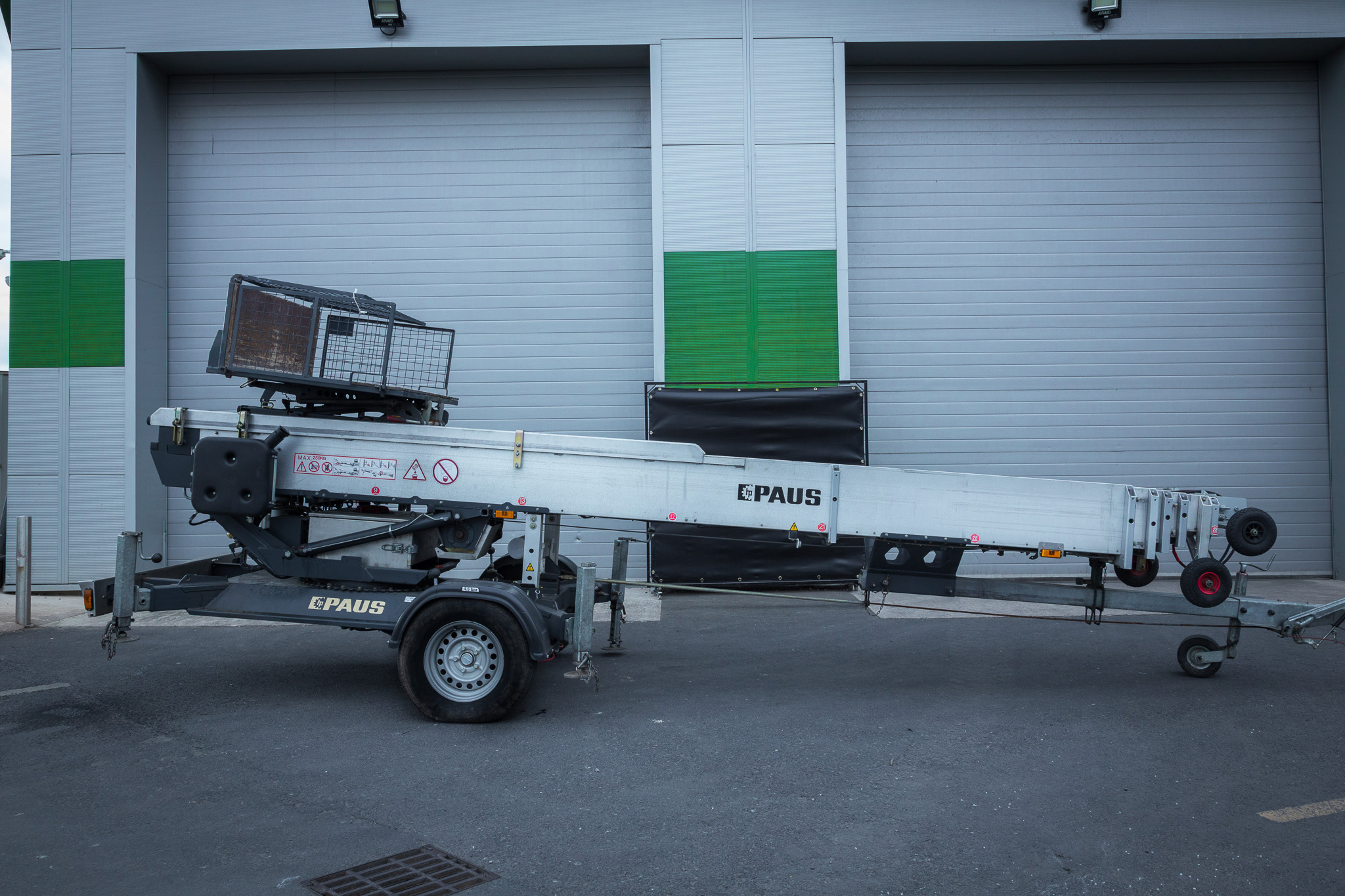 Used 2012 Paus Easy Big WHK 28m Ladder Hoist for Sale at Used Mini Cranes