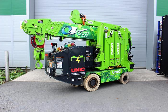 Used Sold - 05/21 - 2013 UNIC URW-095-WBE Mini Spider Crane