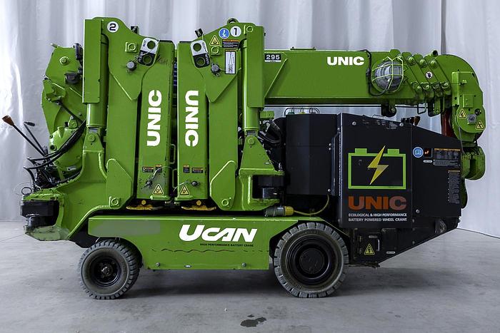 Used 2015 UNIC URW-295-WBE