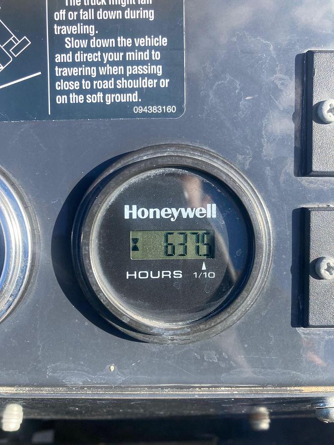 Used 2023 UNIC URW-547 CDER