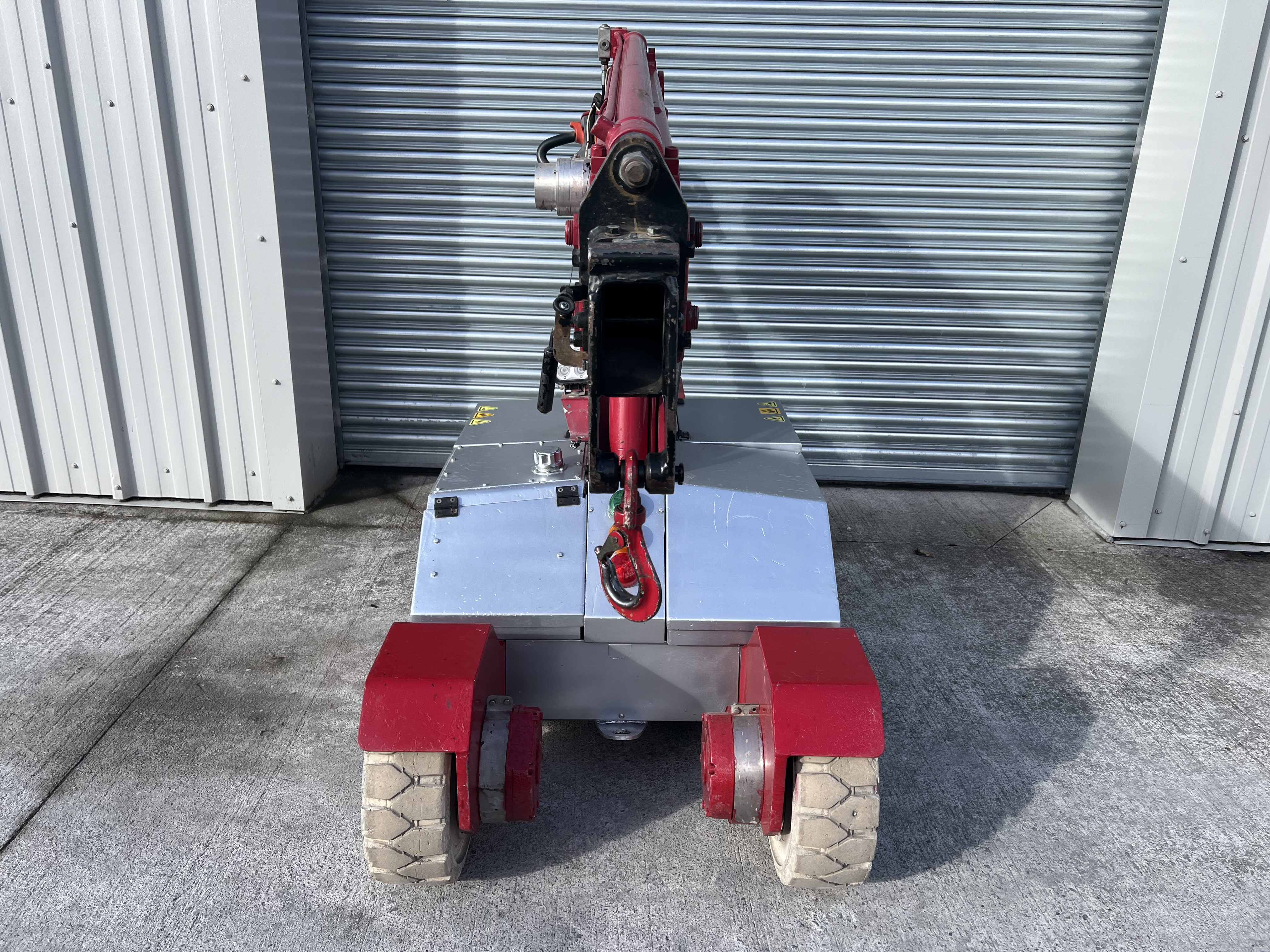 Used 2011 Galizia G20 Pick & Carry Crane