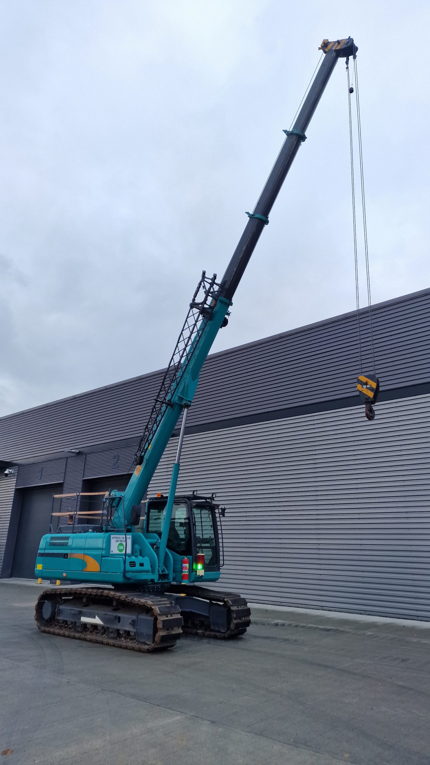 Used Sold - 07/23 - 2019 Sunward SWTC10 Mini Crawler Crane