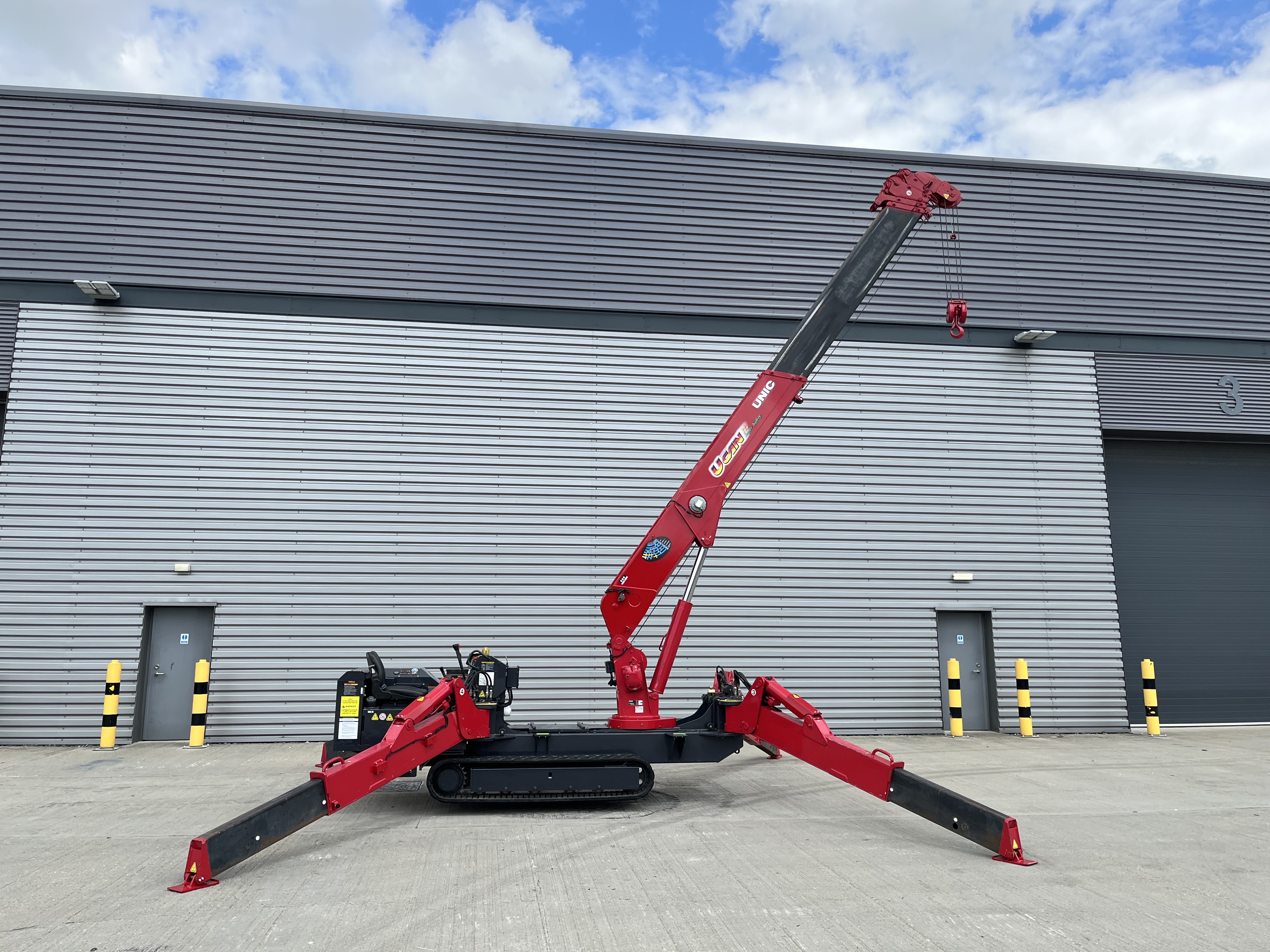 Used UNIC URW-506