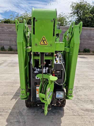 Used Sold - 05/22 - 2004 UNIC URW-094 CER Mini Spider Crane