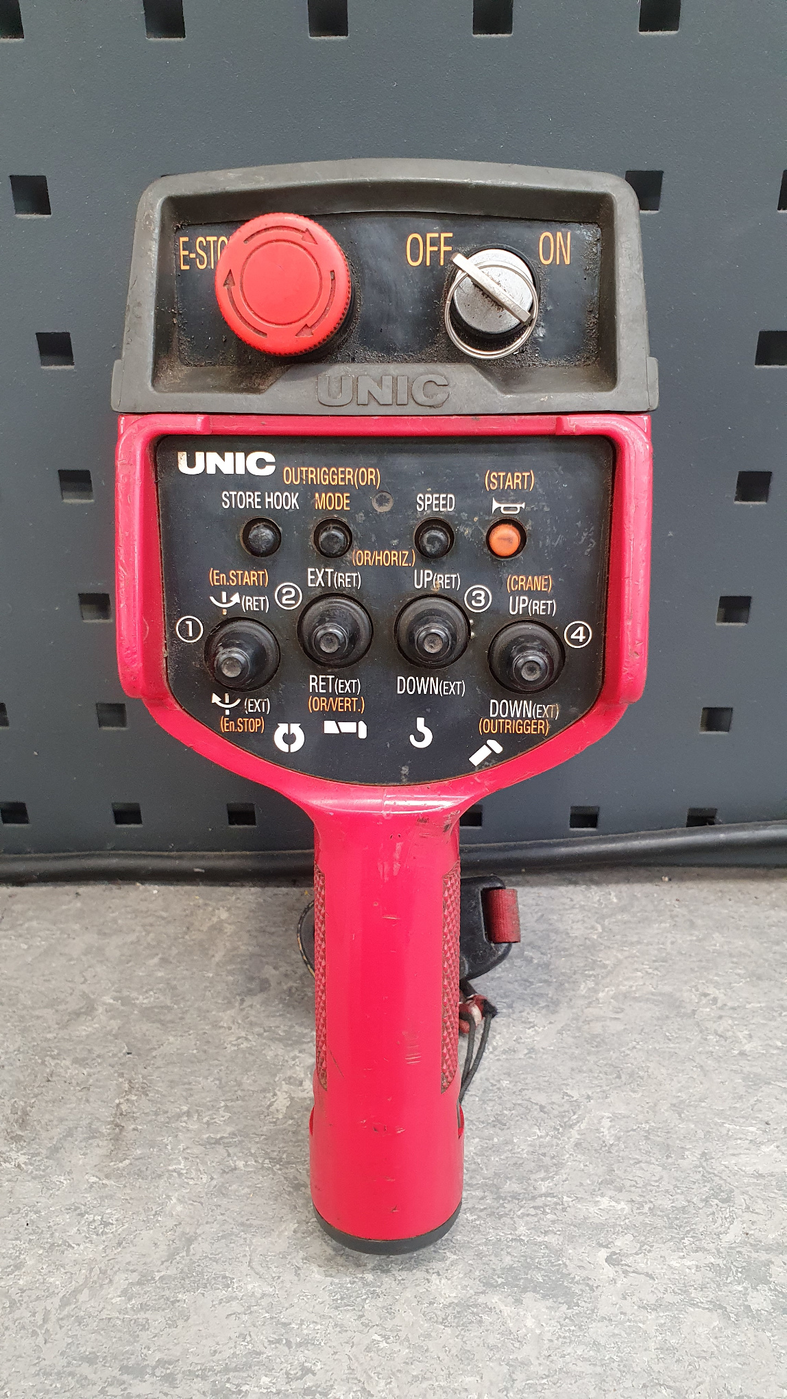 Used Sold - 03/24 - 2007 UNIC URW-506 CDER Mini Spider Crane