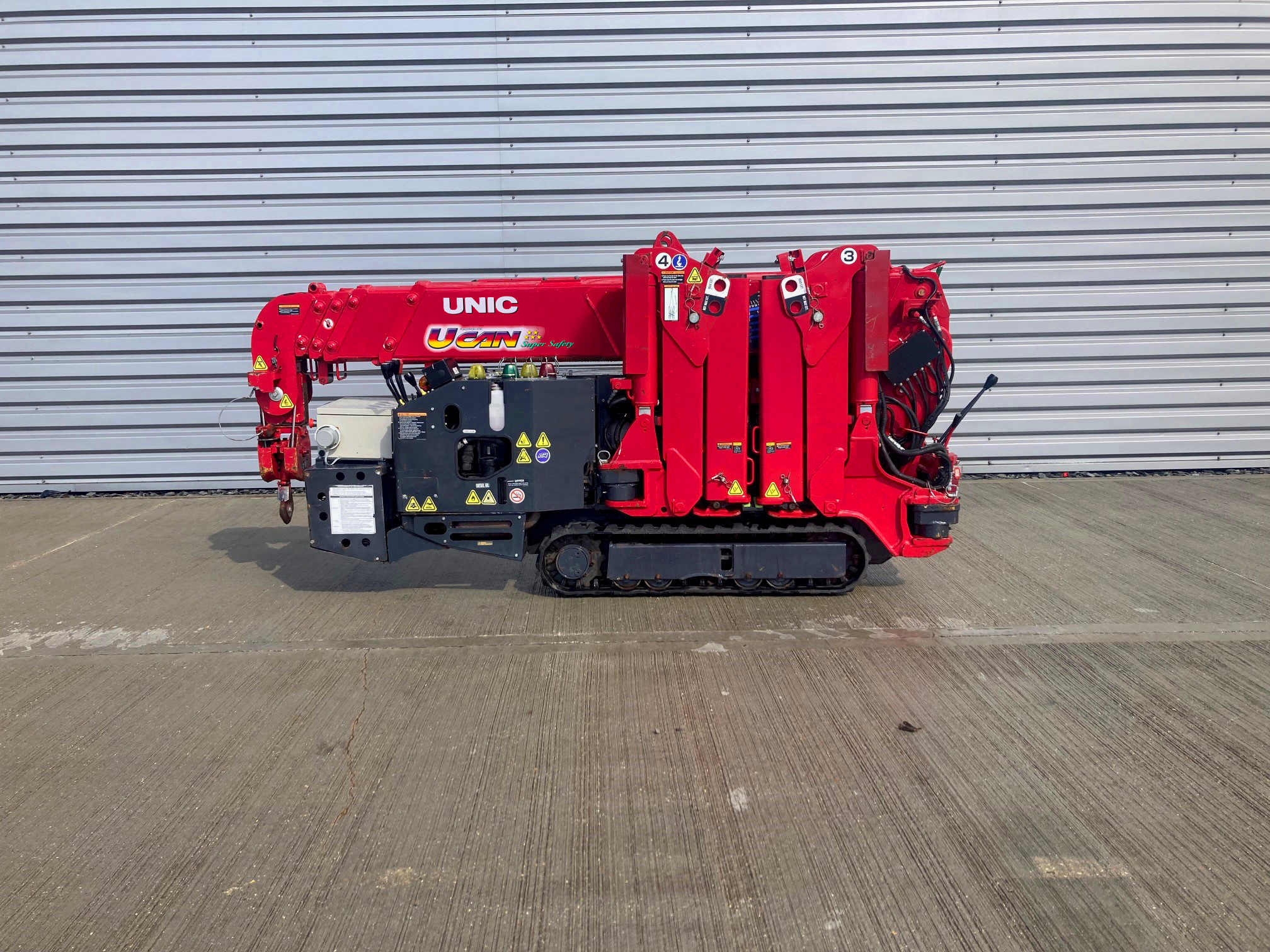 Used 2023 UNIC URW-295-3 CDMER