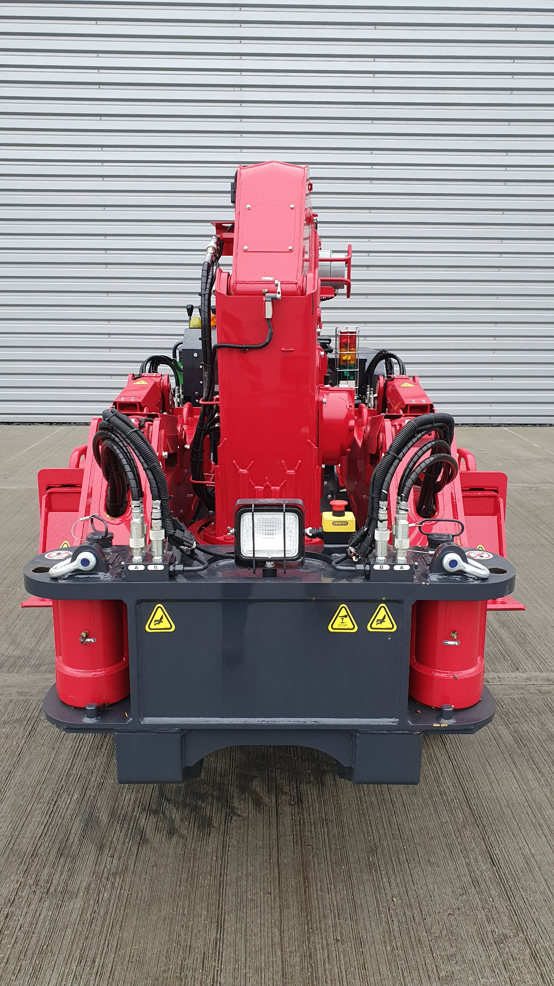 Used Sold - 01/21 - 2020 UNIC URW-547 CDER Mini Spider Crane