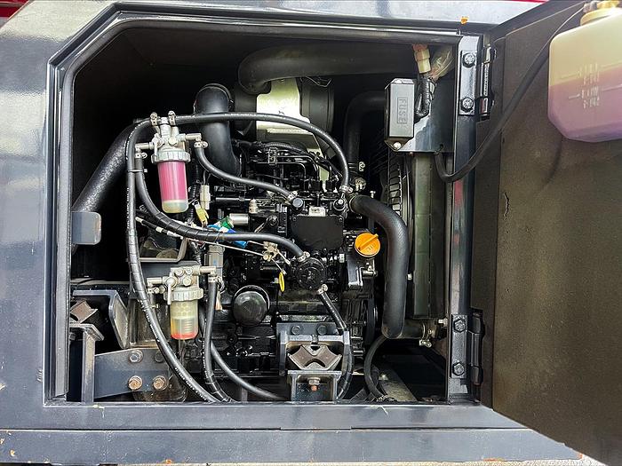 Used Sold - 09/25 - URW-547 CDER