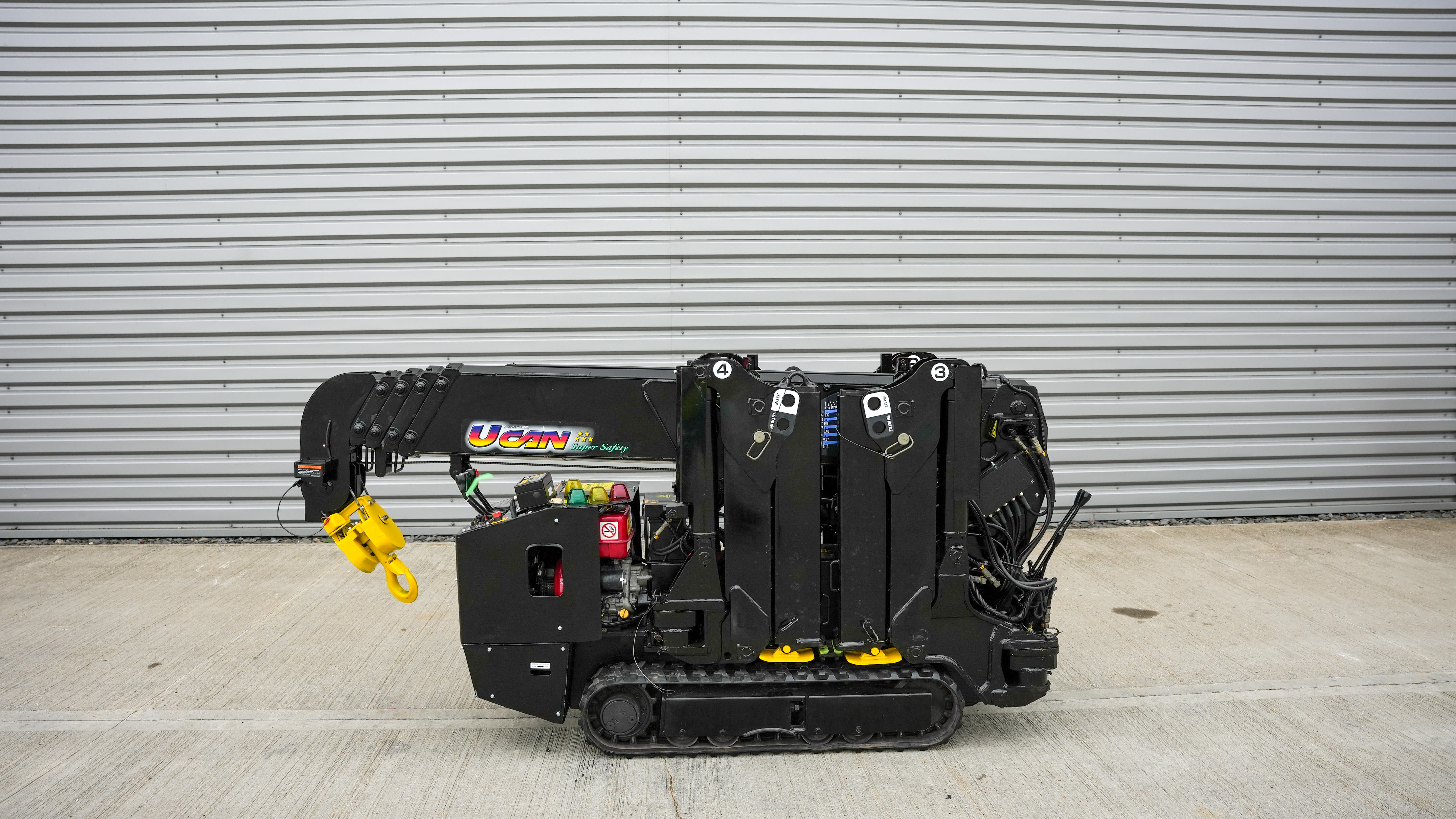 Used UNIC URW-295 CER