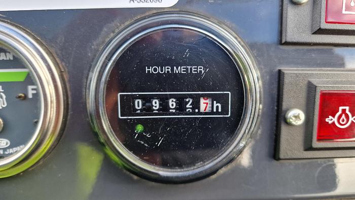 Used Sold - 02/23 - 2020 UNIC URW-547 CDMER Mini Spider Crane