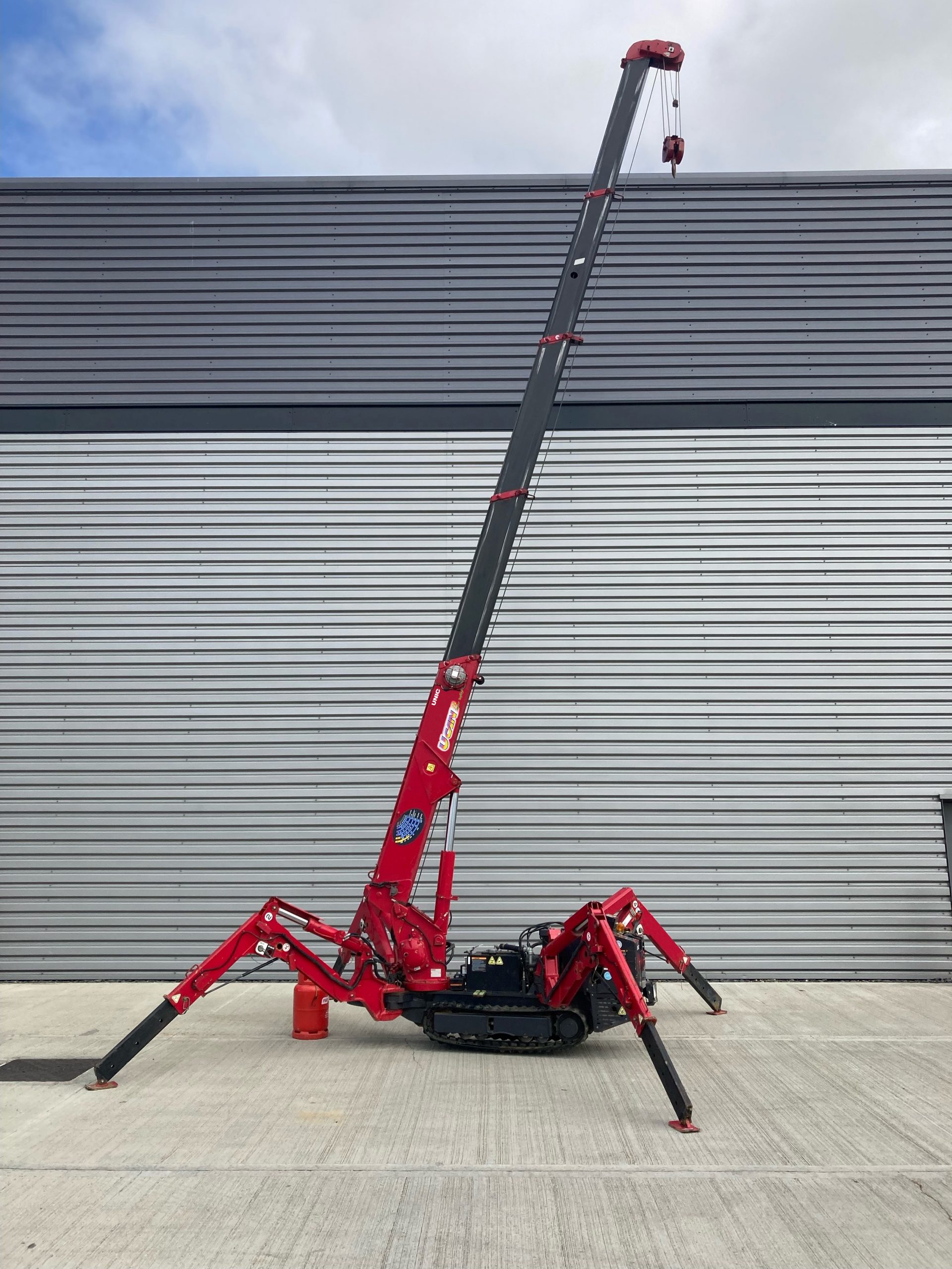 Used Sold - 11/22 - 2014 UNIC URW-295 CER Mini Spider Crane
