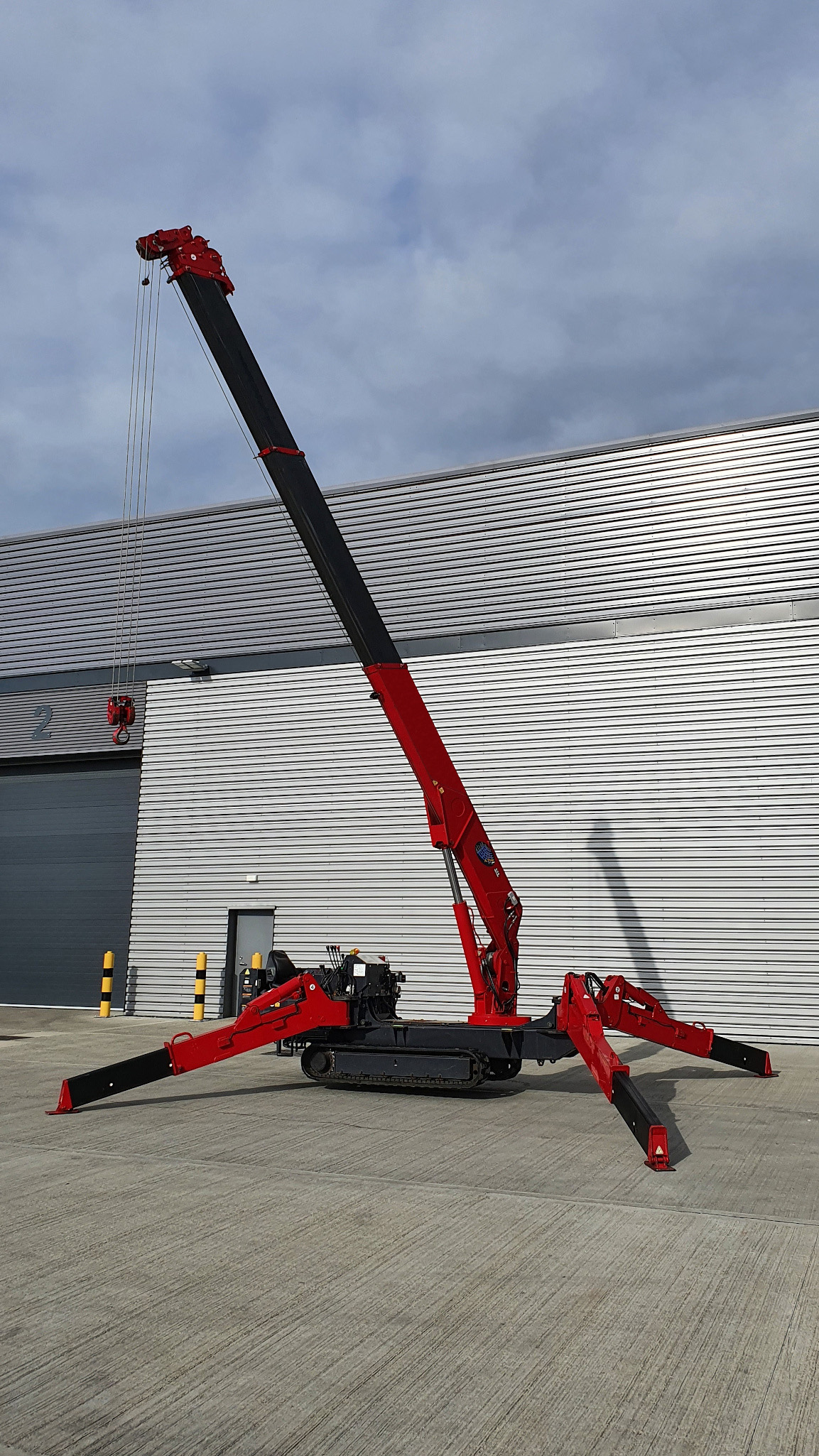 Used Sold - 10/21 - 2014 UNIC URW-506 CDER Mini Spider Crane