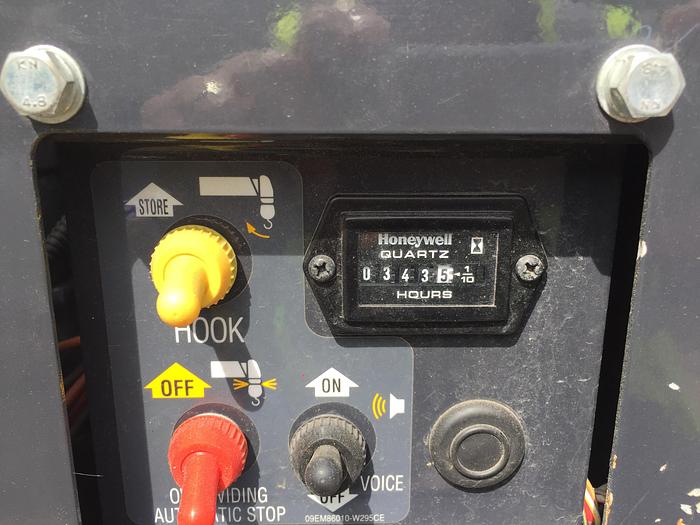 Used Sold - 10/18 - 2015 UNIC URW-295-CBE Mini Spider Crane