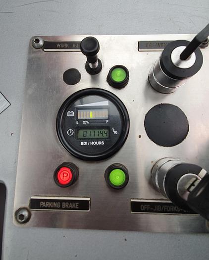 Used Sold - 02/22 - 2011 Galizia G150 Pick & Carry Crane