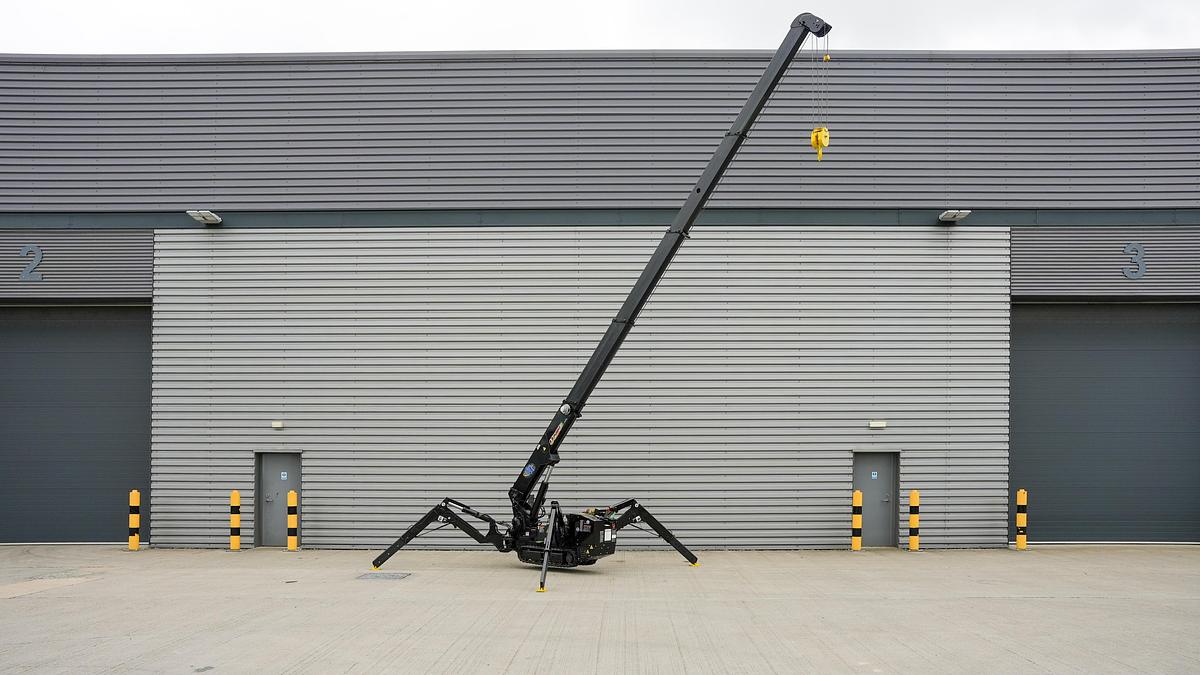 Used UNIC URW-295 CER