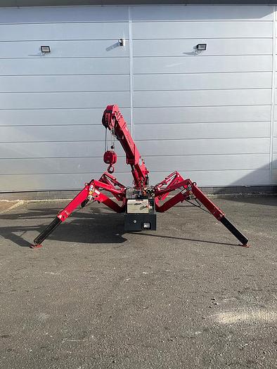 Used 2016 UNIC URW-295 CDMER