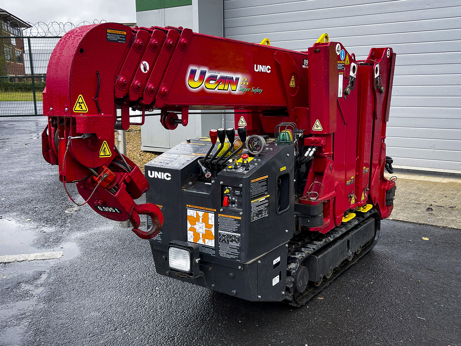 Used UNIC URW-095 CER Mini Spider Crane