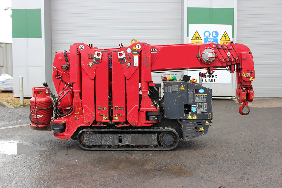 Used Sold - 02/21 - UNIC URW-295 CER Mini Spider Crane