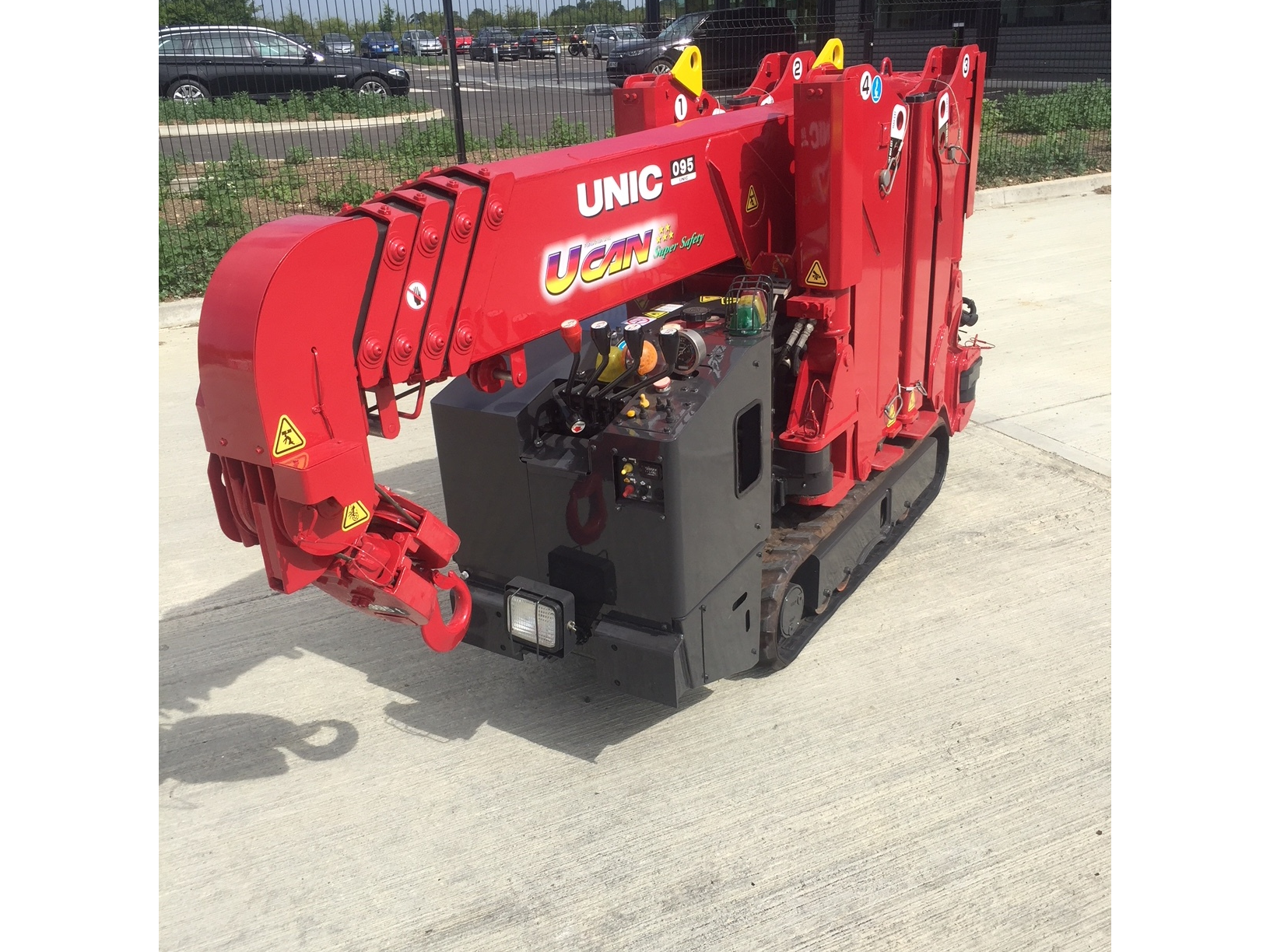 Used Sold – 09/18 – 2011 UNIC URW-095 CER Mini Spider Crane