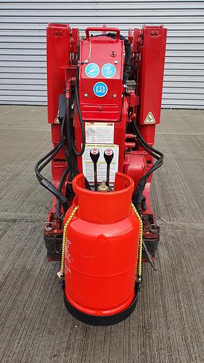 Used Sold - 01/20 - 2008 UNIC URW-295 CER Mini Spider Crane
