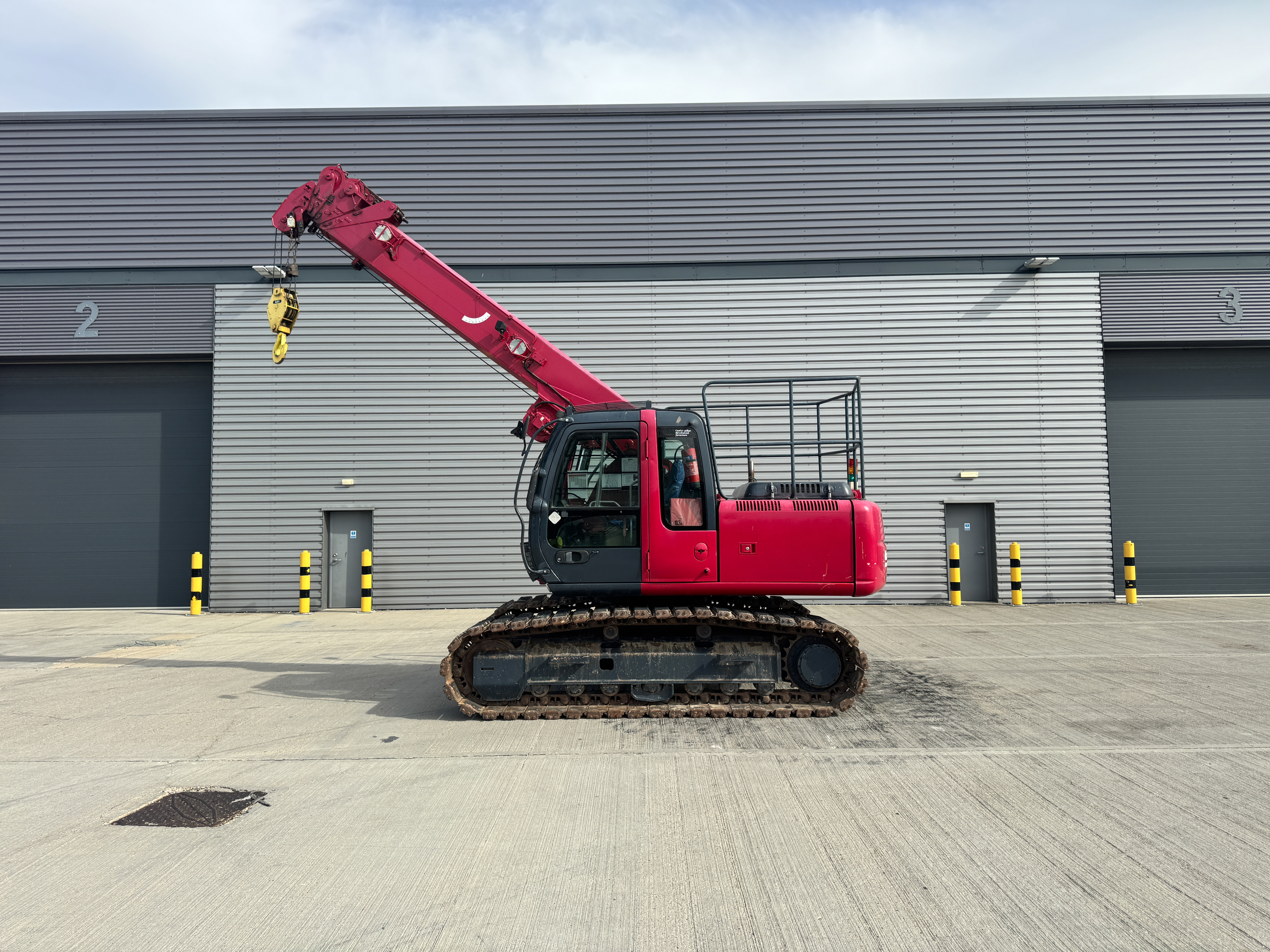 Used Hitachi ZX160LC-T