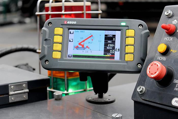 Used Sold – 02/20 - 2016 UNIC URW-547 CDER Mini Spider Crane