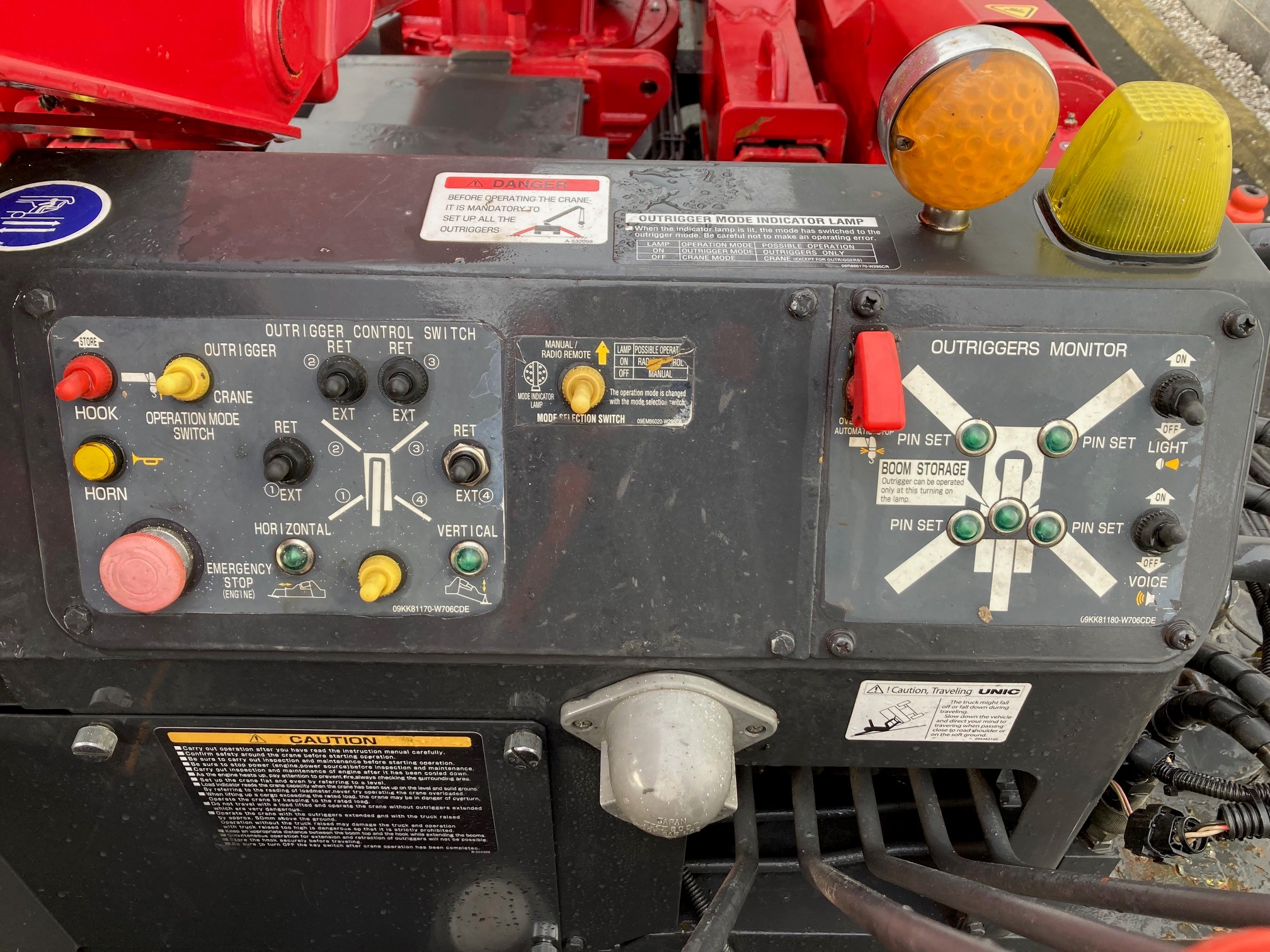 Used Sold - 05/24 - 2010 UNIC URW-706 CDMER Mini Spider Crane