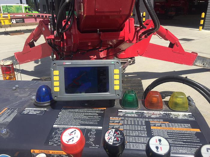 Used Sold – 10/18 – 2015 UNIC URW-1006 CDMER Mini Spider Crane