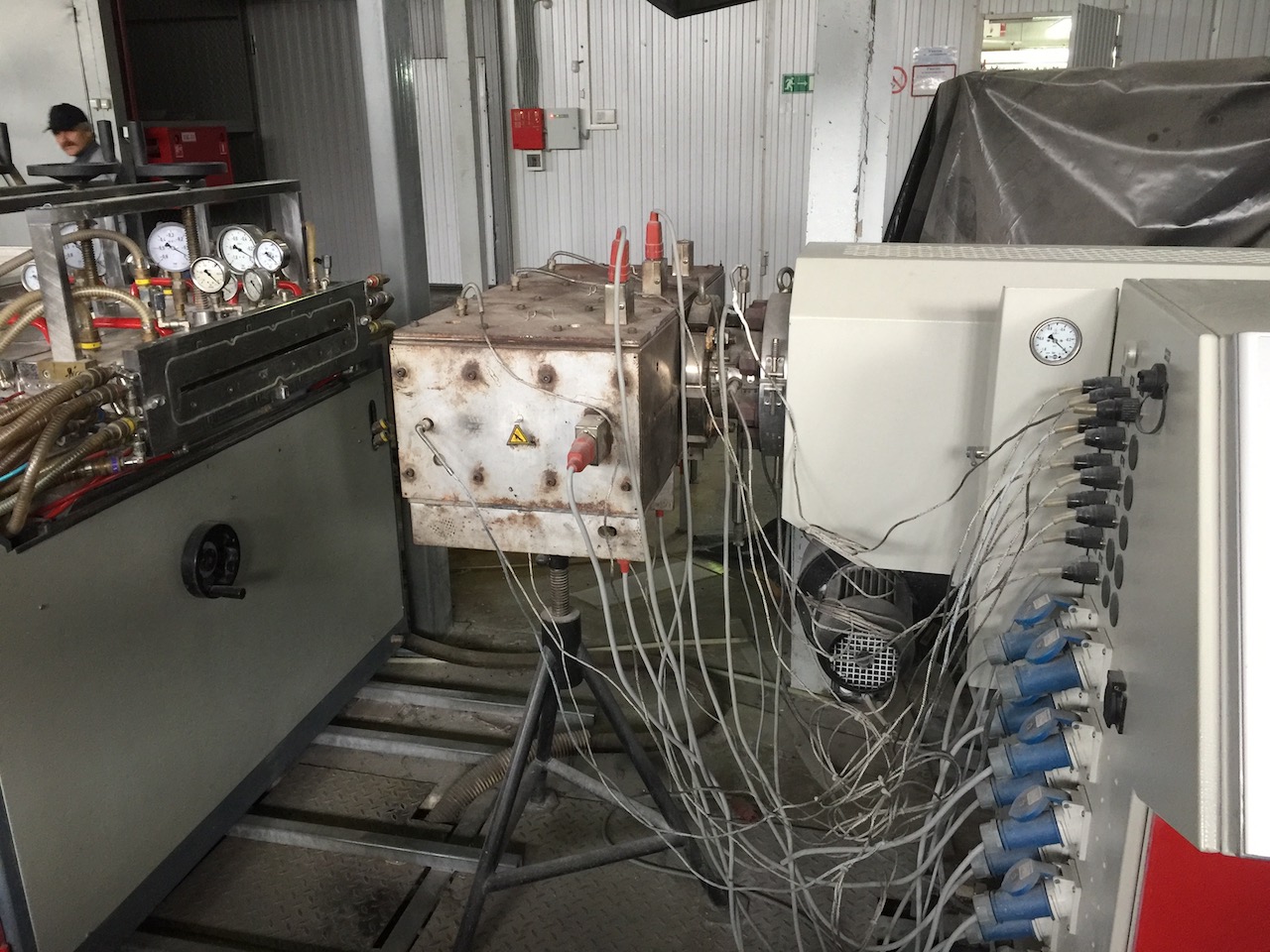 Usado 2007 Krauss Maffei KMD 90-32/P 1783