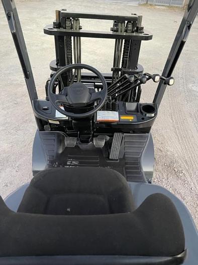 Used 2012 TOYOTA 8FGU20 FORKLIFT
