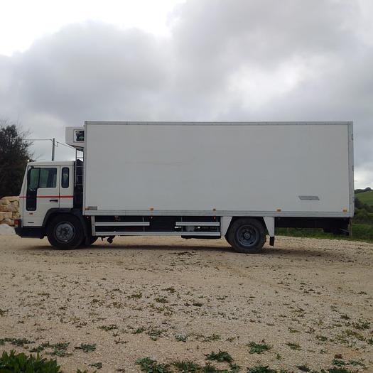 Usado 1995 VOLVO FL615 210 refrigerated