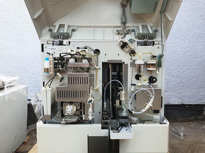 Used Sysmex UF-500i Flow Cytometer