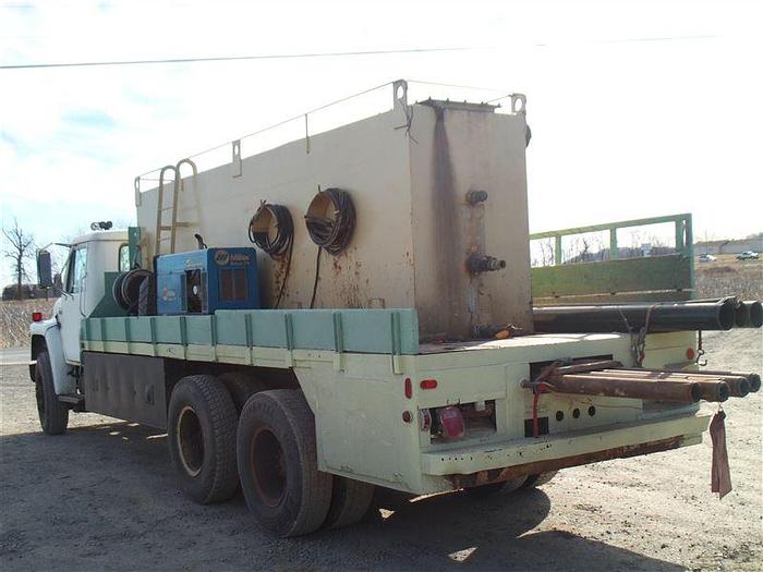 Used 1986 International S1900 Flatbed Truck