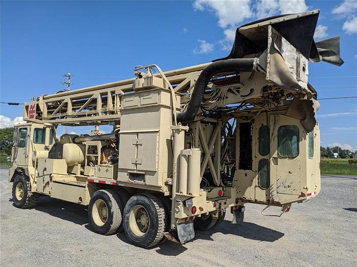 Used 1995 Ingersoll-Rand T4 BH Drill Rig