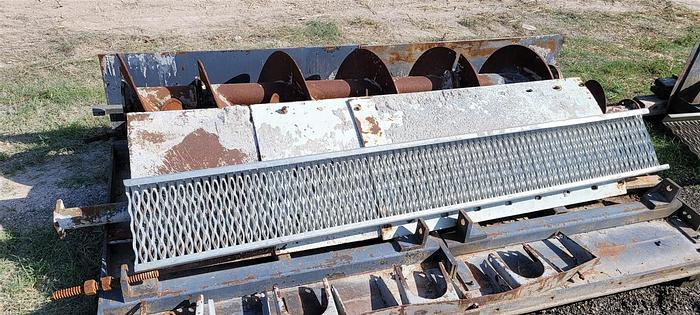 Used 2004 HEM 12-27 CONCRETE PAVER