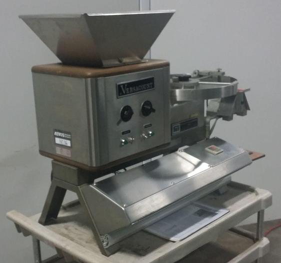 D'occasion VERSACOUNT 714H Compteuse de pillule semi-automatique