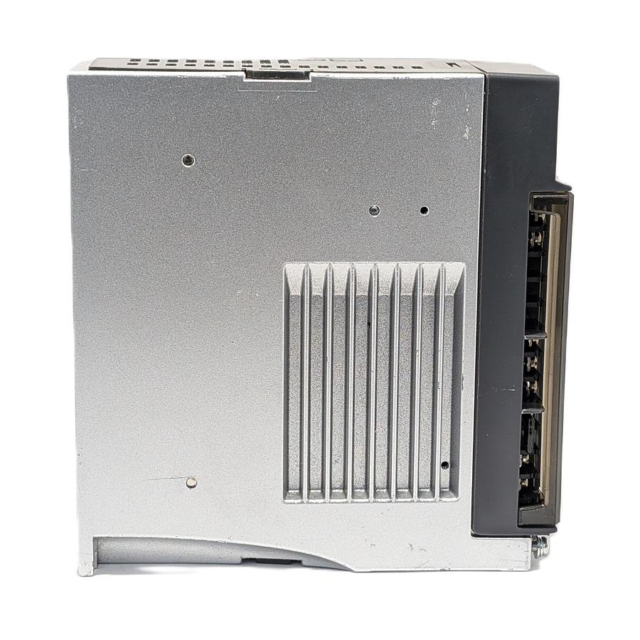 Used AC SERVO MOTOR YD0421KCF0878