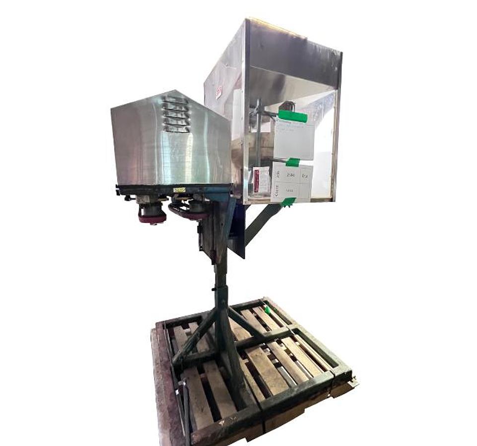 D'occasion EASTERN CT-121/CH-100 - Bouchonneuse en ligne automatique avec bol vibrant 