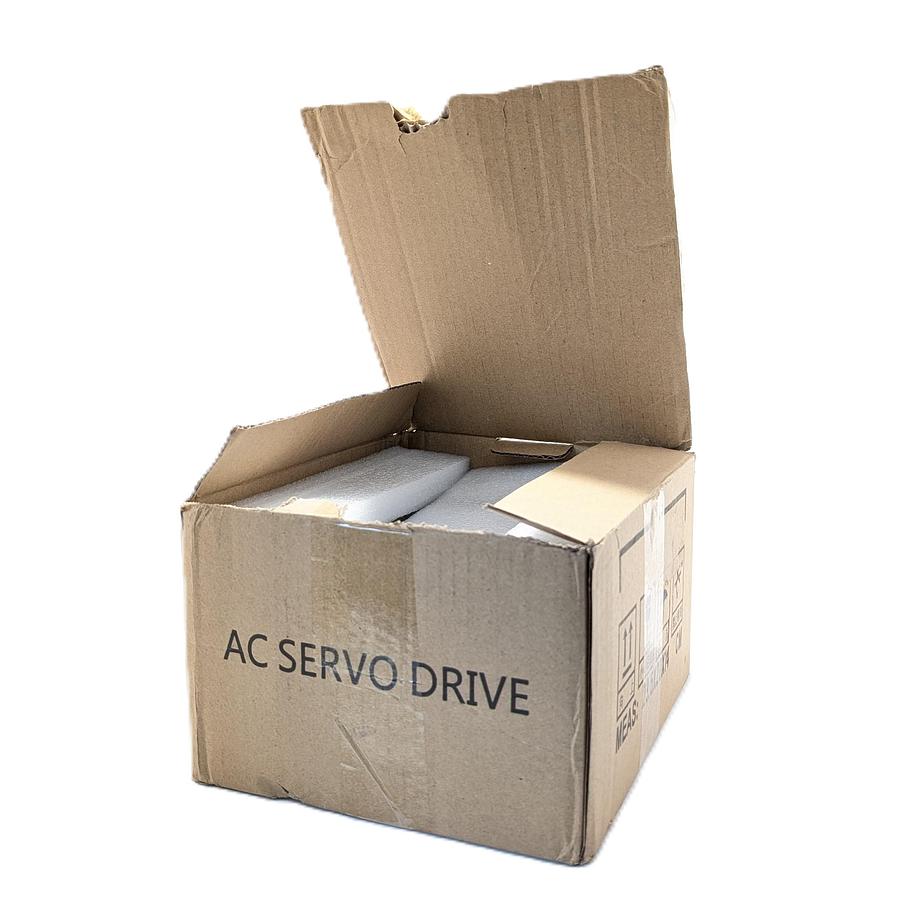 Used AC SERVO MOTOR YD0421KCF0878