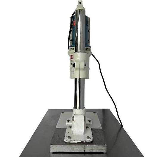 D'occasion SWAN-MATIC CAP-MASTER - Bouchonneuse semi-automatique