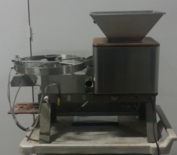 D'occasion VERSACOUNT 714H Compteuse de pillule semi-automatique