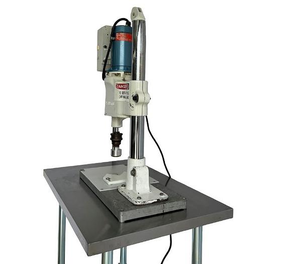 D'occasion SWAN-MATIC CAP-MASTER - Bouchonneuse semi-automatique