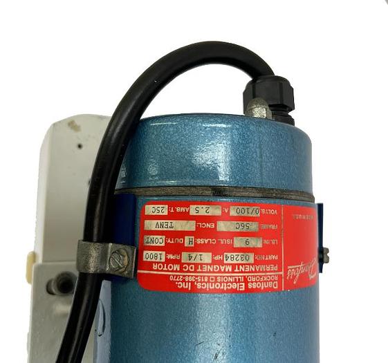 D'occasion SWAN-MATIC CAP-MASTER - Bouchonneuse semi-automatique