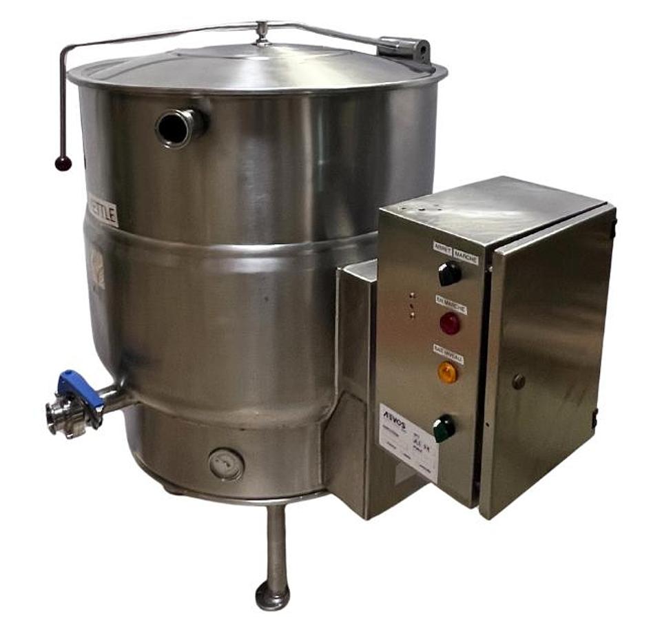 D'occasion CROWN VEL-60 - Marmite à vapeur électrique 60 GAL (227 L)