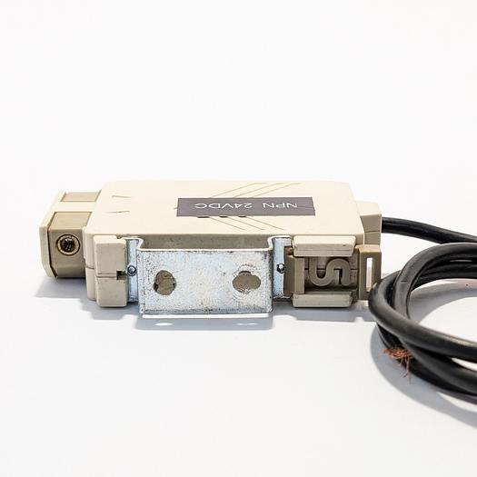 Used MATSUSHITA ELECTRIC SUNX LTD FX3-A3R