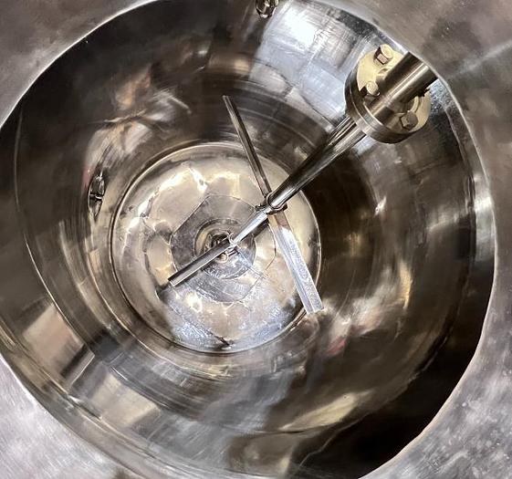 Used Shanghai Kaiquan Machine Valve Co.,Ltd. KQ-1000L - Cuve chauffante électrique avec mélangeur