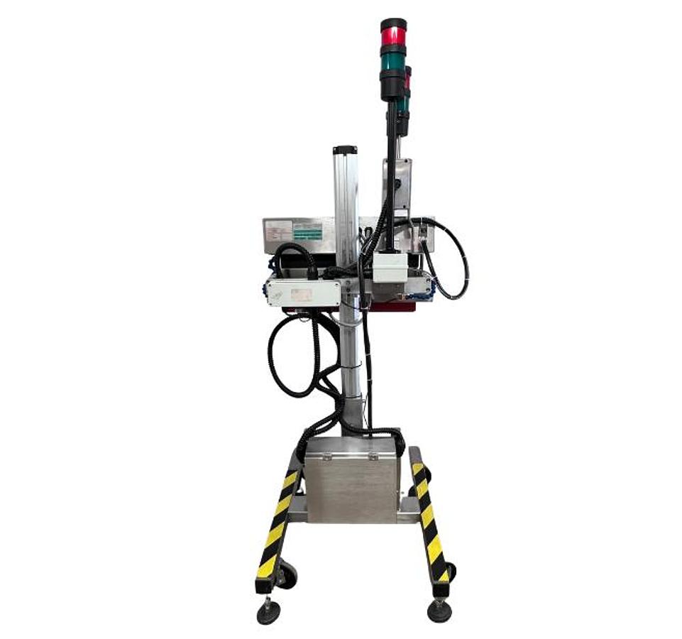 D'occasion ENERCON LM3995-01 - Scelleuse par induction